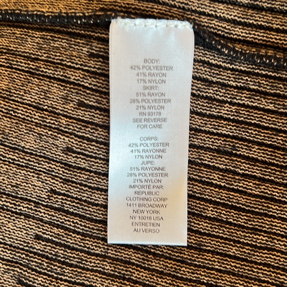 T TAHARI KNIT MIDI FIT & FLARE DRESS - EUC LIKE NEW - Picture 14 of 14